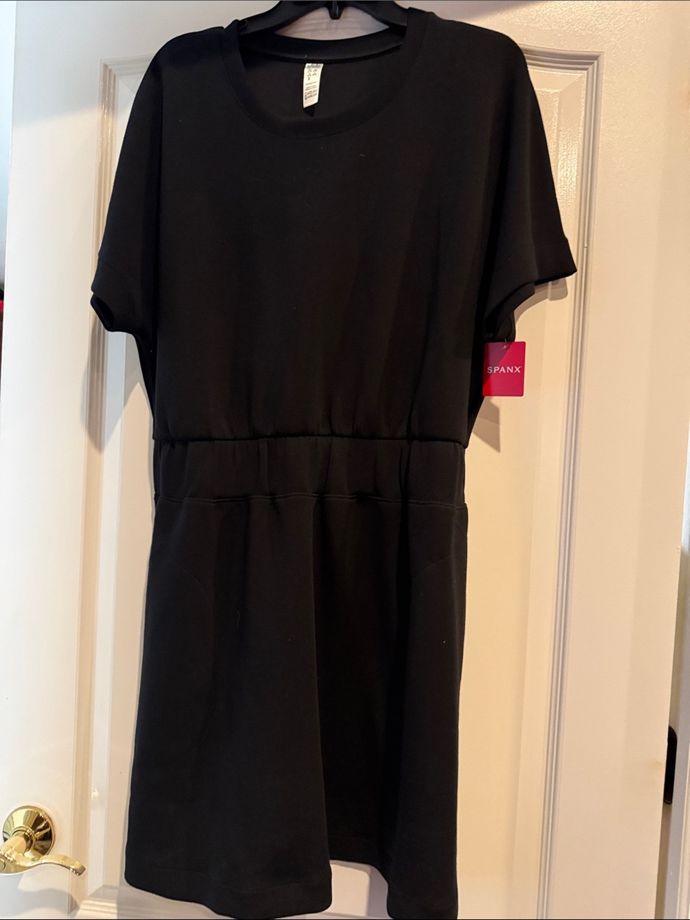 SPANX Black Short Sleeve Elastic Waist midi Dress. BNWT SIZE XL